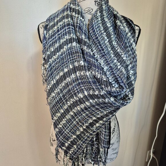 3/$25 scarf / wrap - Picture 1 of 10